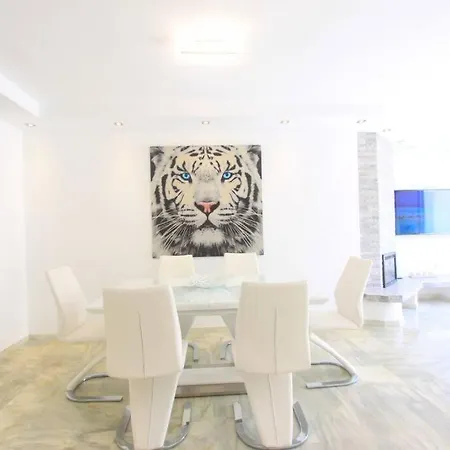 Modern Penthouse Apartment Marbella
